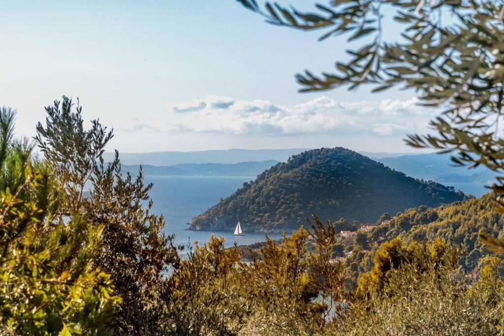 Nina-Myrtia Countryside House Skopelos Ditropo Eksteriør bilde