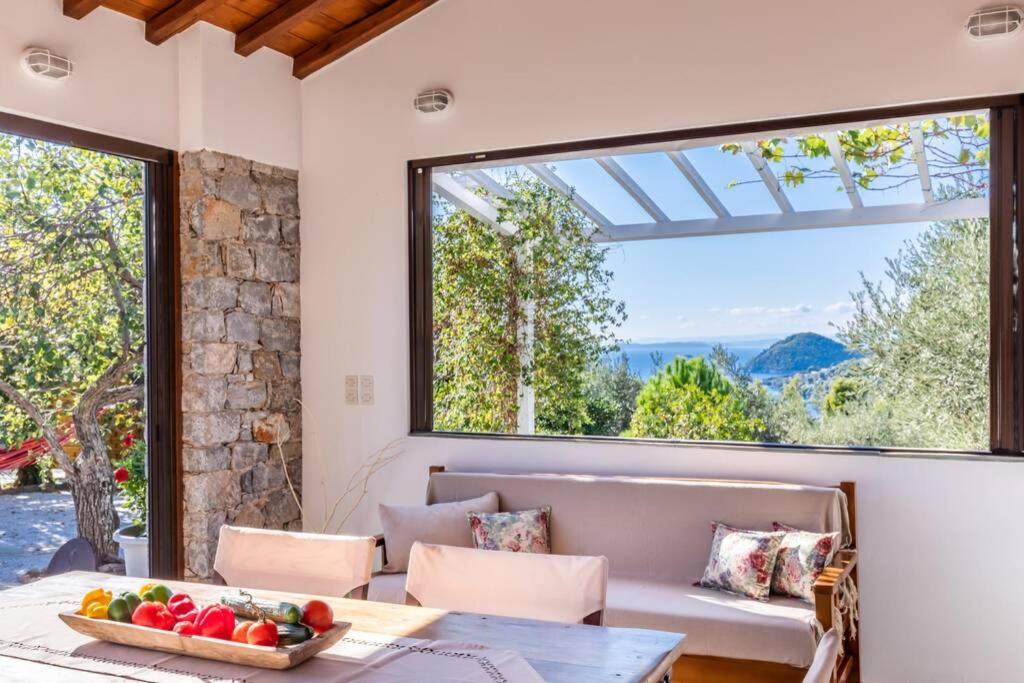 Nina-Myrtia Countryside House Skopelos Ditropo Eksteriør bilde
