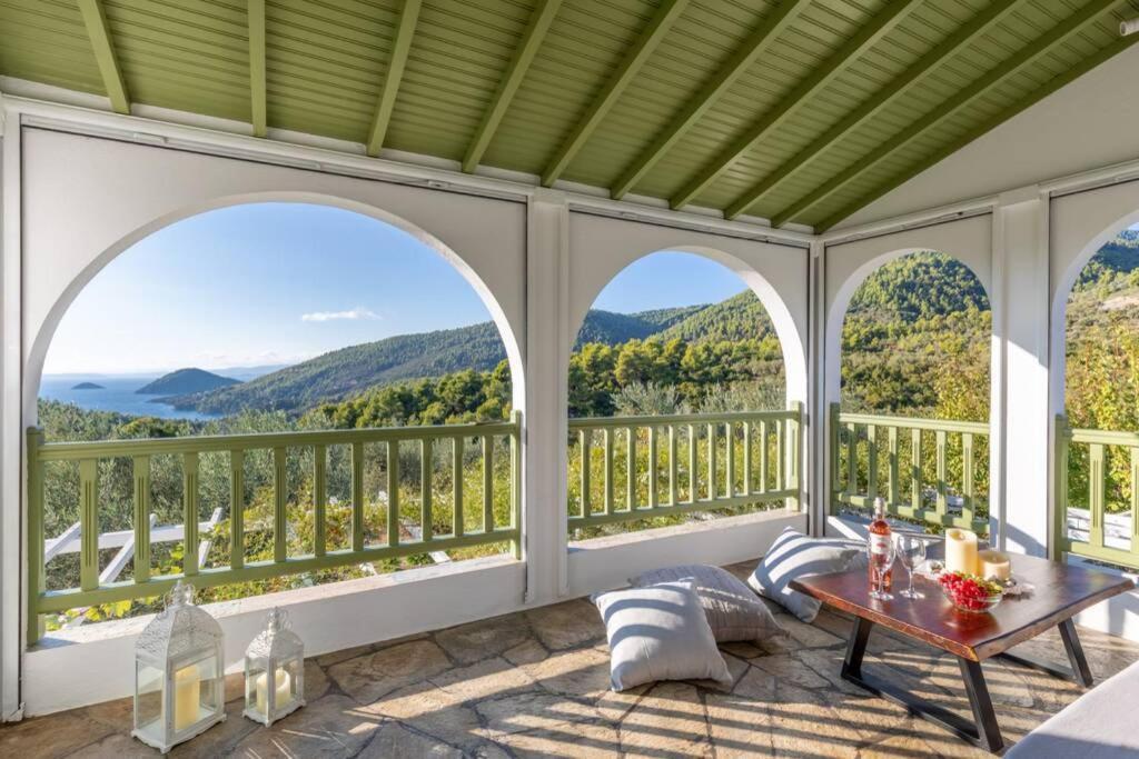 Nina-Myrtia Countryside House Skopelos Ditropo Eksteriør bilde